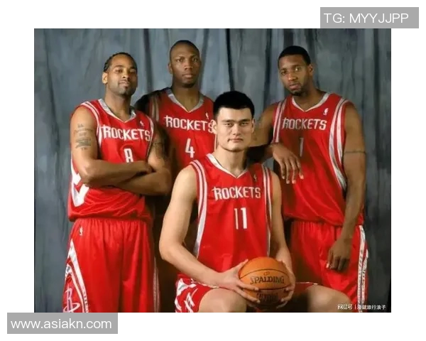 姚明成为首位入选NBA名人堂的华人球员,掀起中国篮球新浪潮